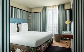 Hotel Du Rond-Point Des Champs-Elysees - Esprit De France